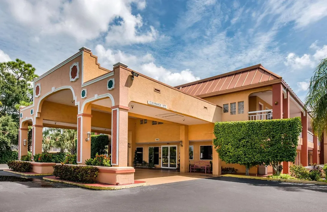 Quality Inn Sarasota North Near Lido Key Beach-1