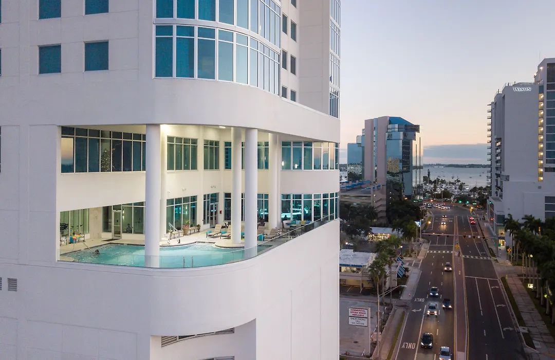 Embassy Suites By Hilton Sarasota-1